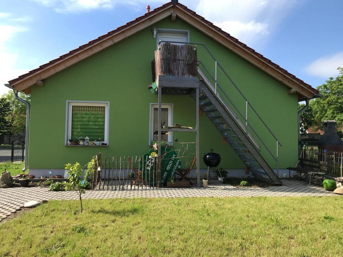 Ferienwohnung Apfeltraum 塔勒 外观 照片
